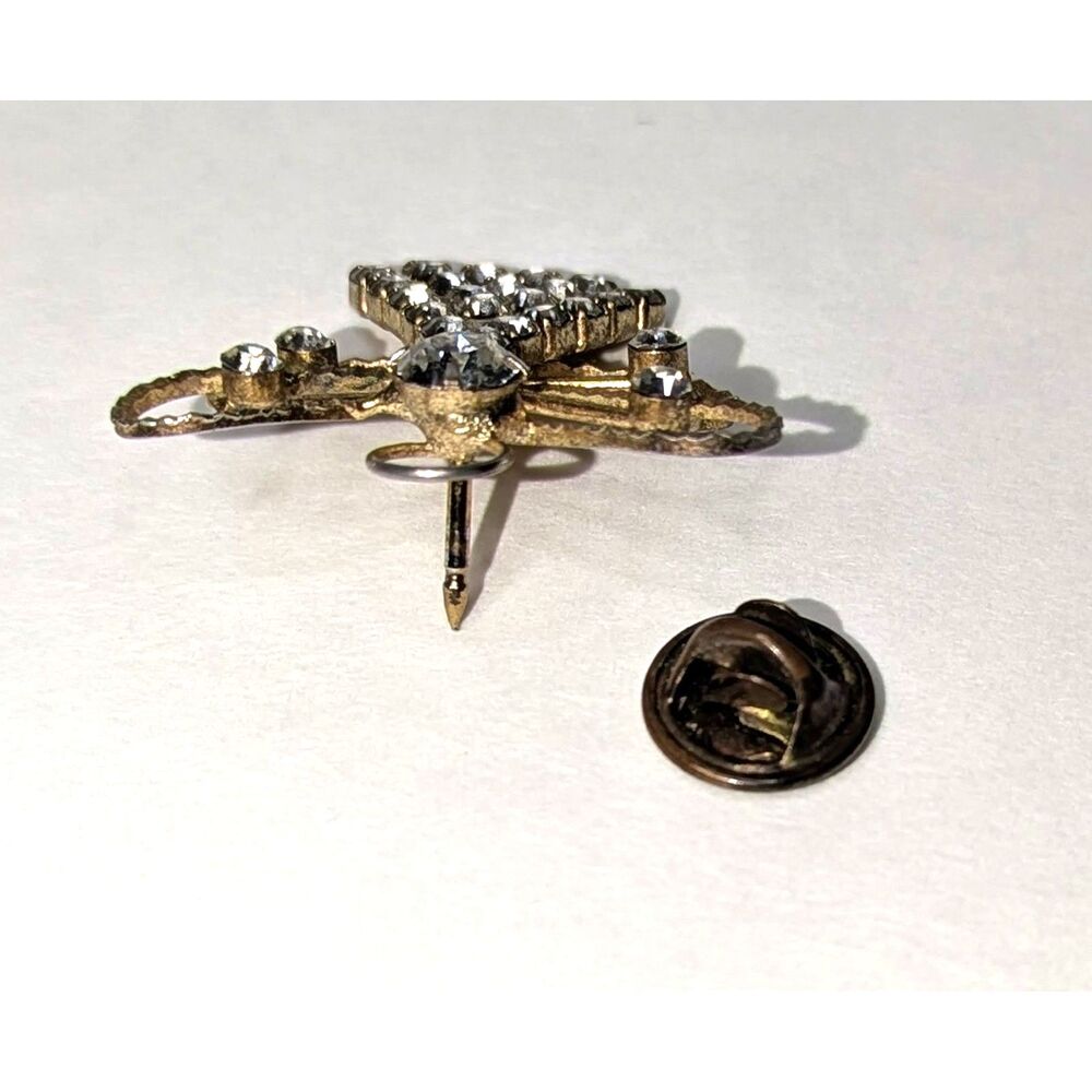 Rhinestone Angel Pin - Picture 5 of 7